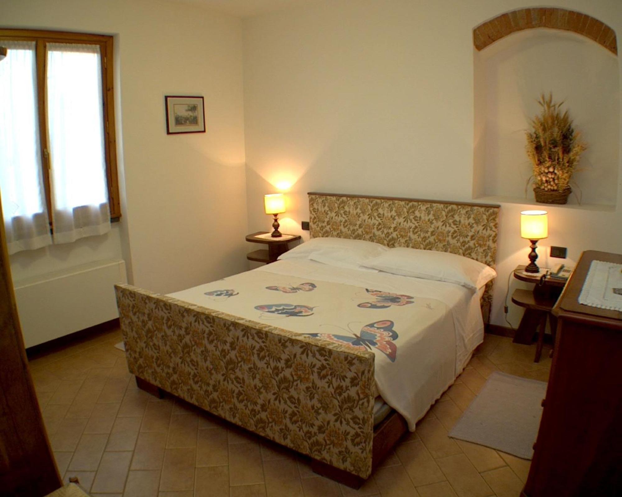 بانيو أَ ريبولِ Residence Golf Club Ristorante Centanni الغرفة الصورة
